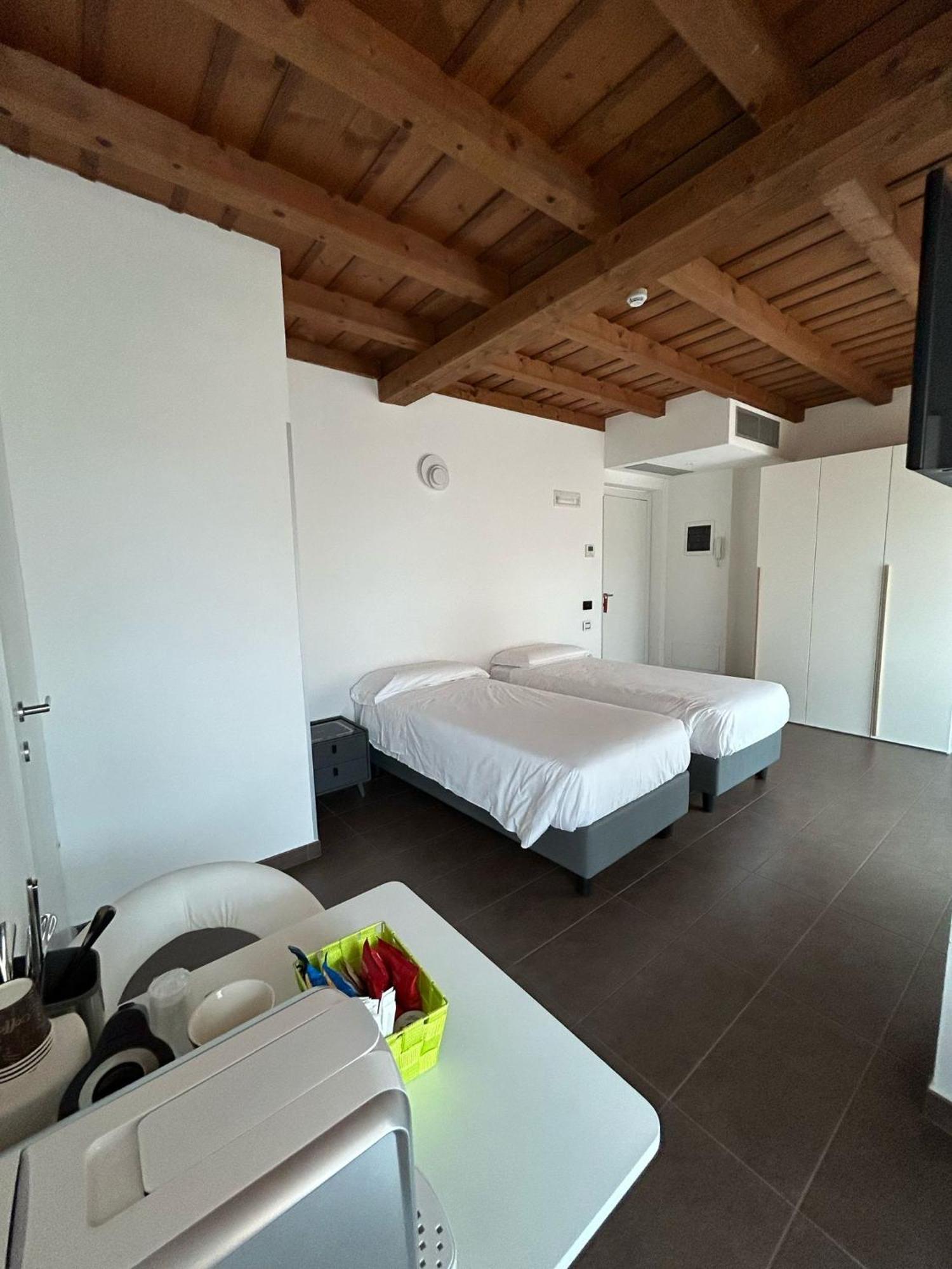 Bes Residence Bergamo Polaresco 외부 사진